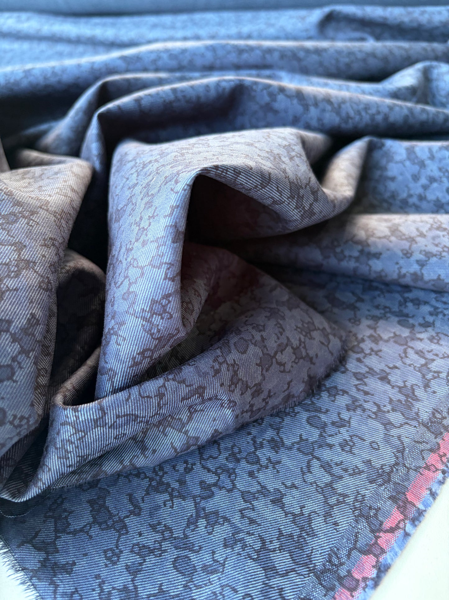 ERICA 018 Indigo tencel with flowerprint