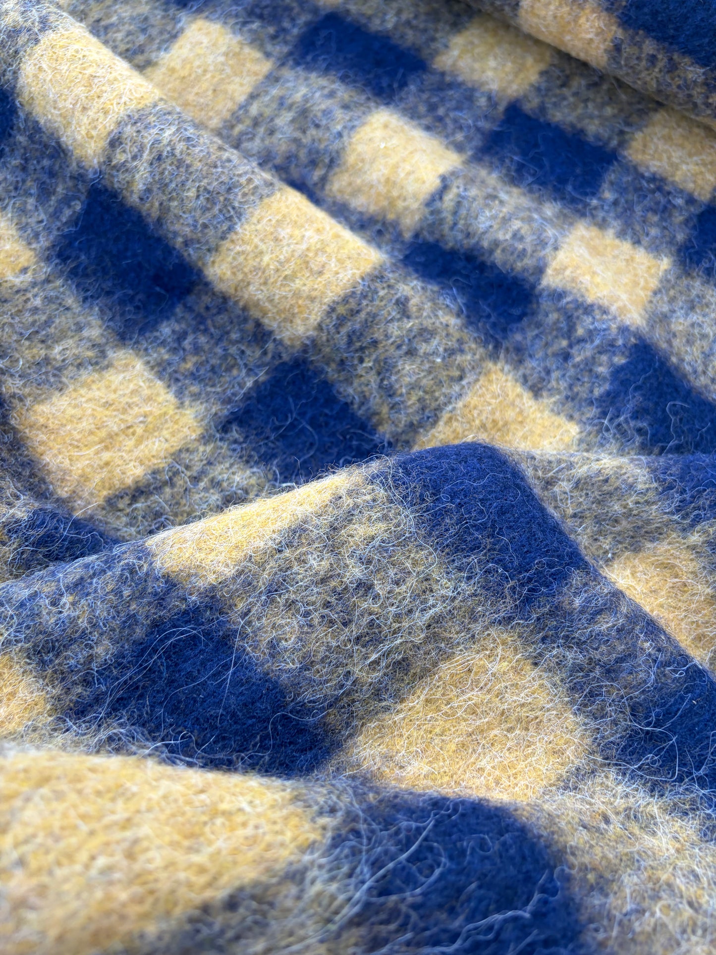 LAUREN 019 navy/mustard checkered boiled wool with mohair