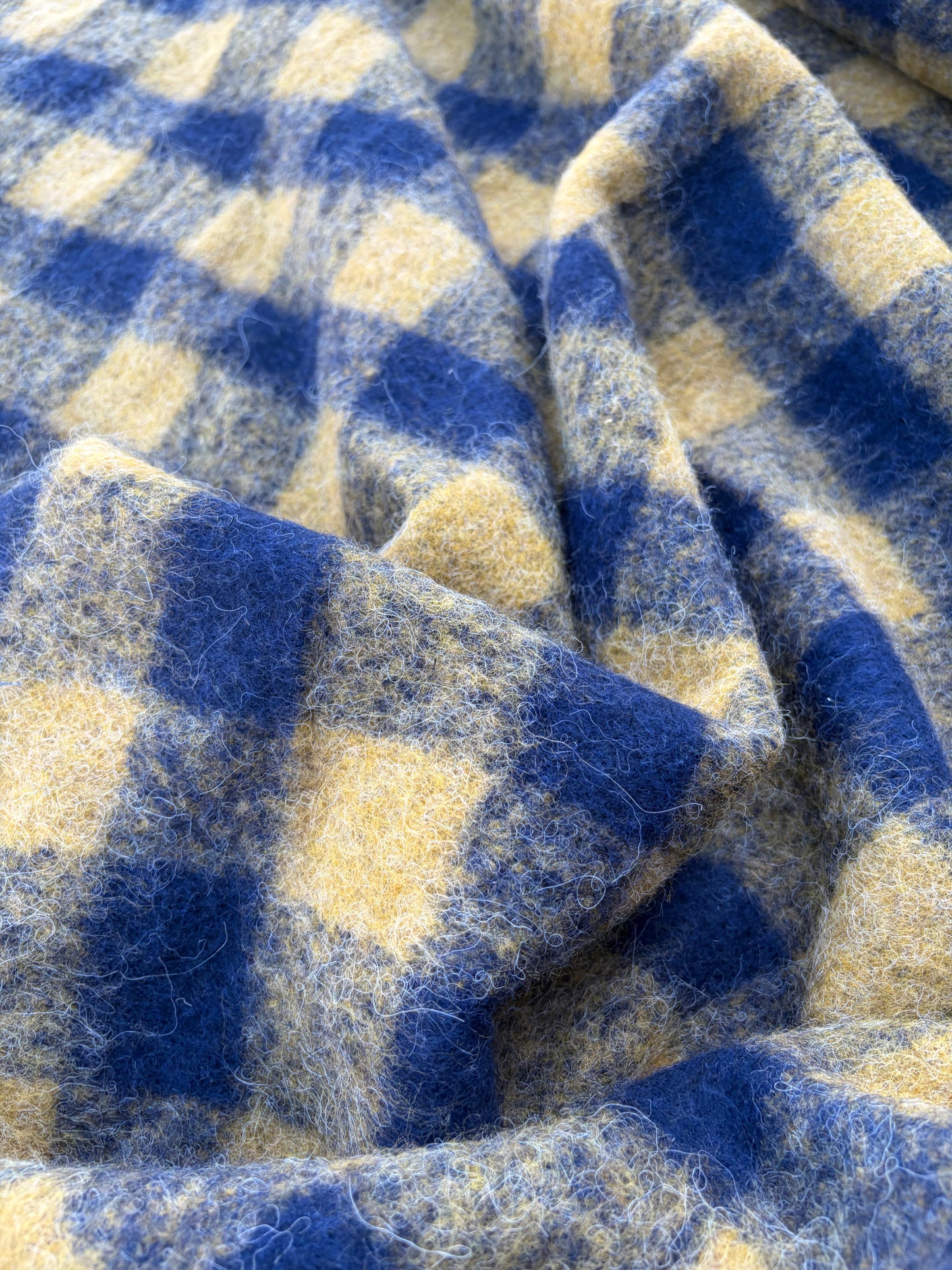 LAUREN 019 navy/mustard checkered boiled wool with mohair