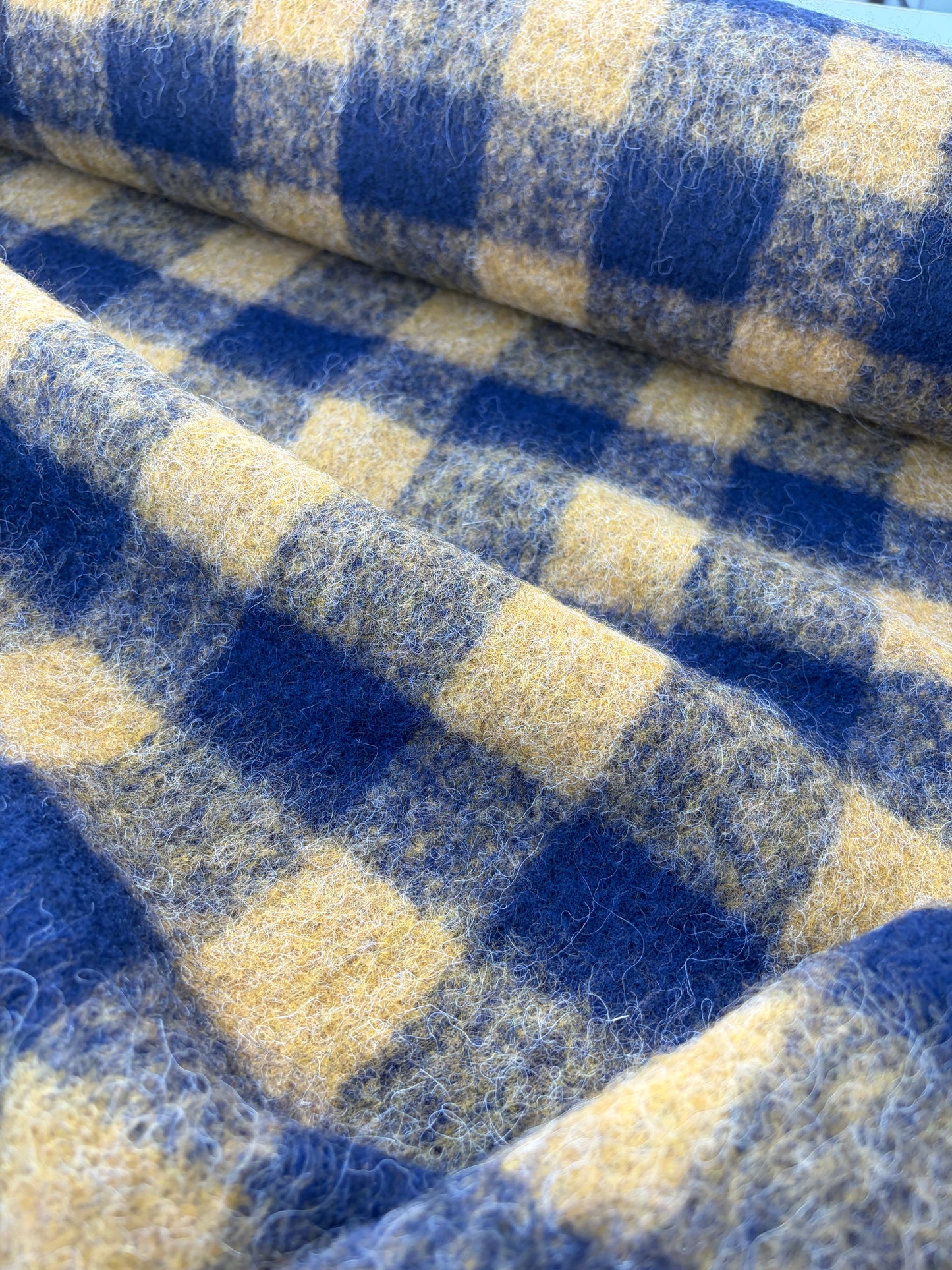 LAUREN 019 navy/mustard checkered boiled wool with mohair