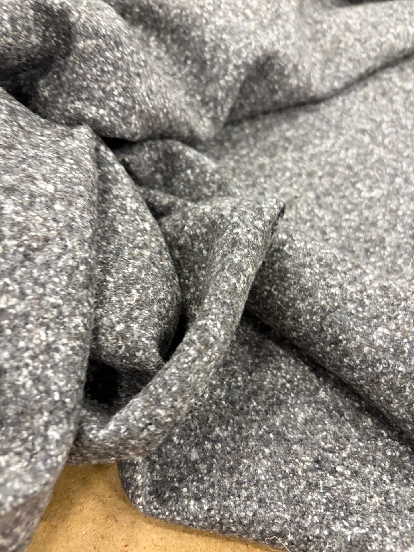 XENA 020 heavy wool jersey boucle tweed brown/grey
