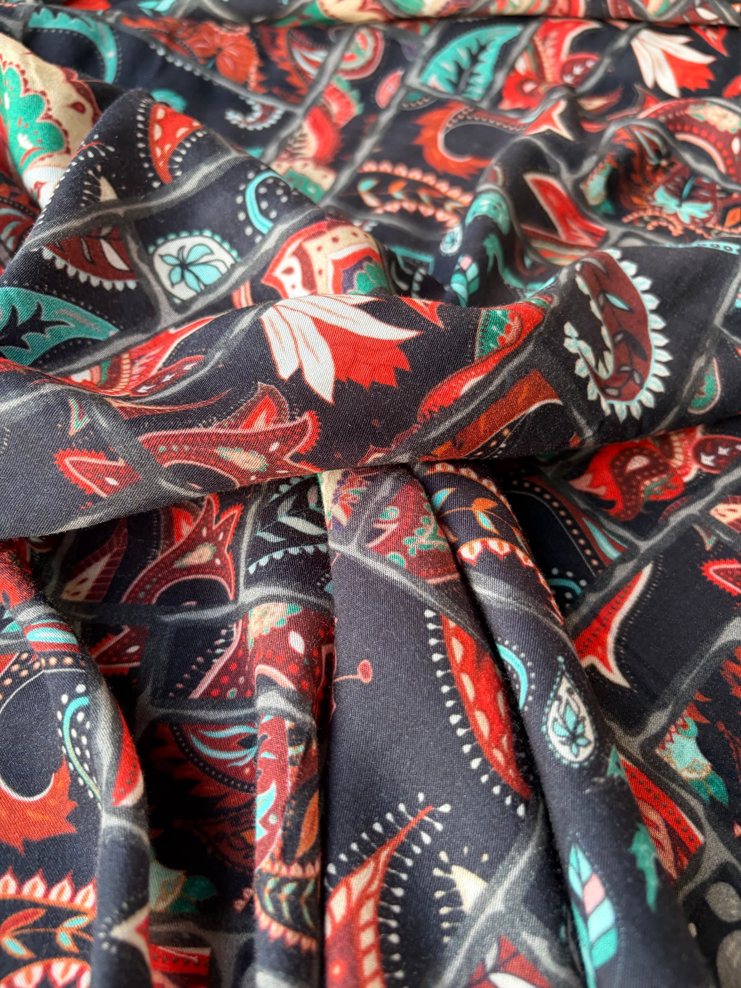 PC ERICA 025 viscose fibrane patchwork print