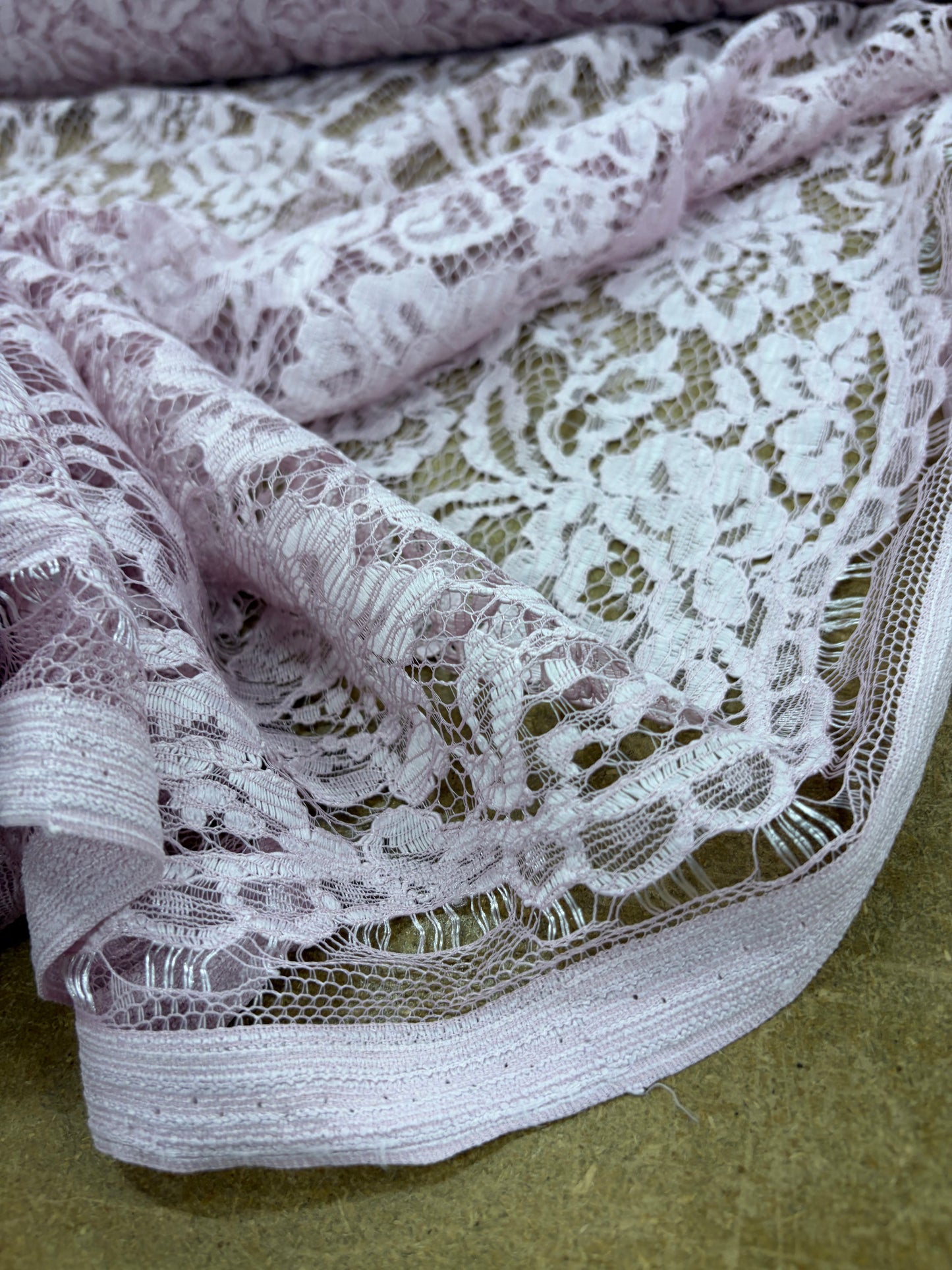 XENA 023 pink coloured woven lace "dentelle"