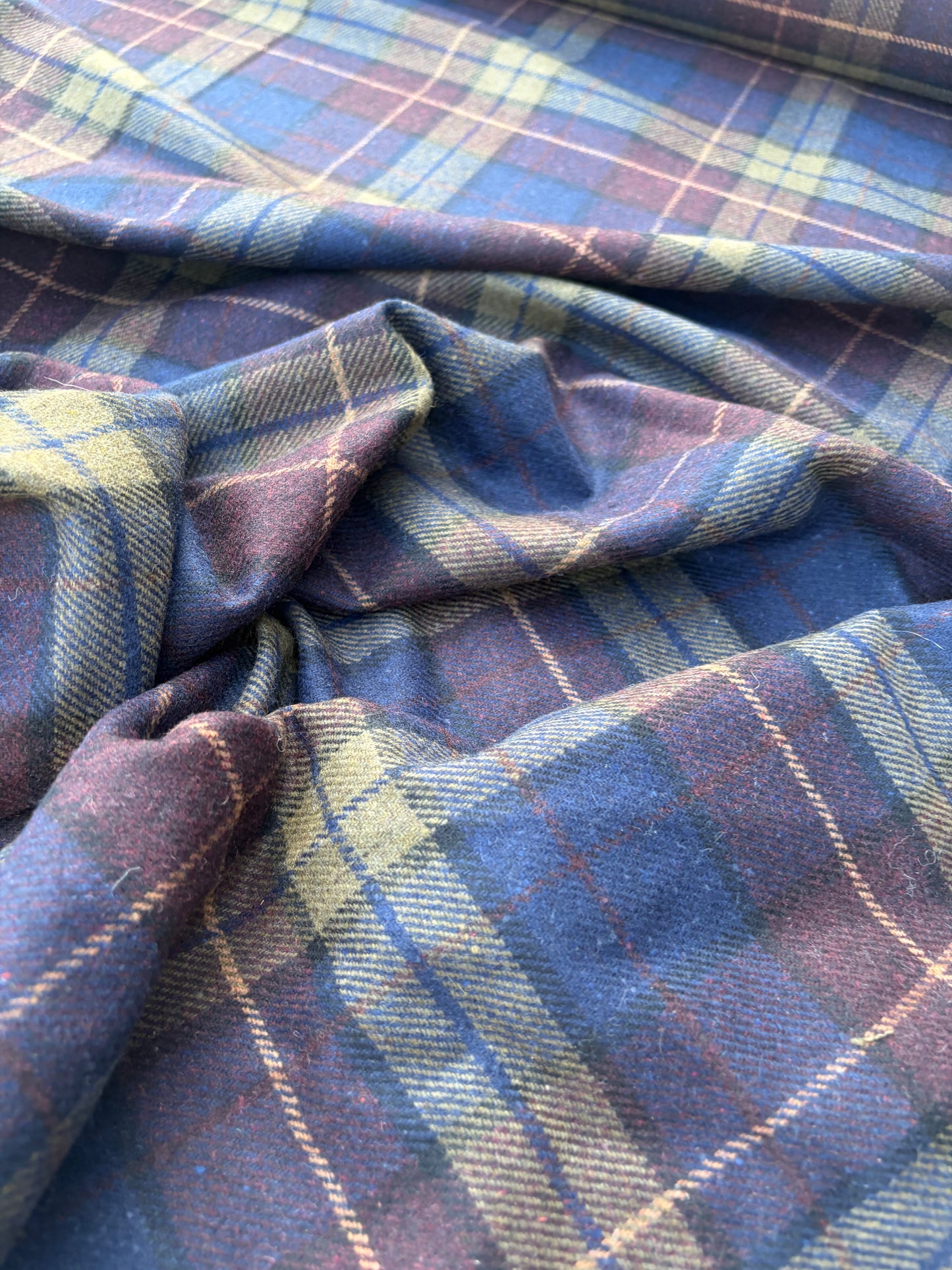 LAUREN 026 khaky/navy checkered wool flannel