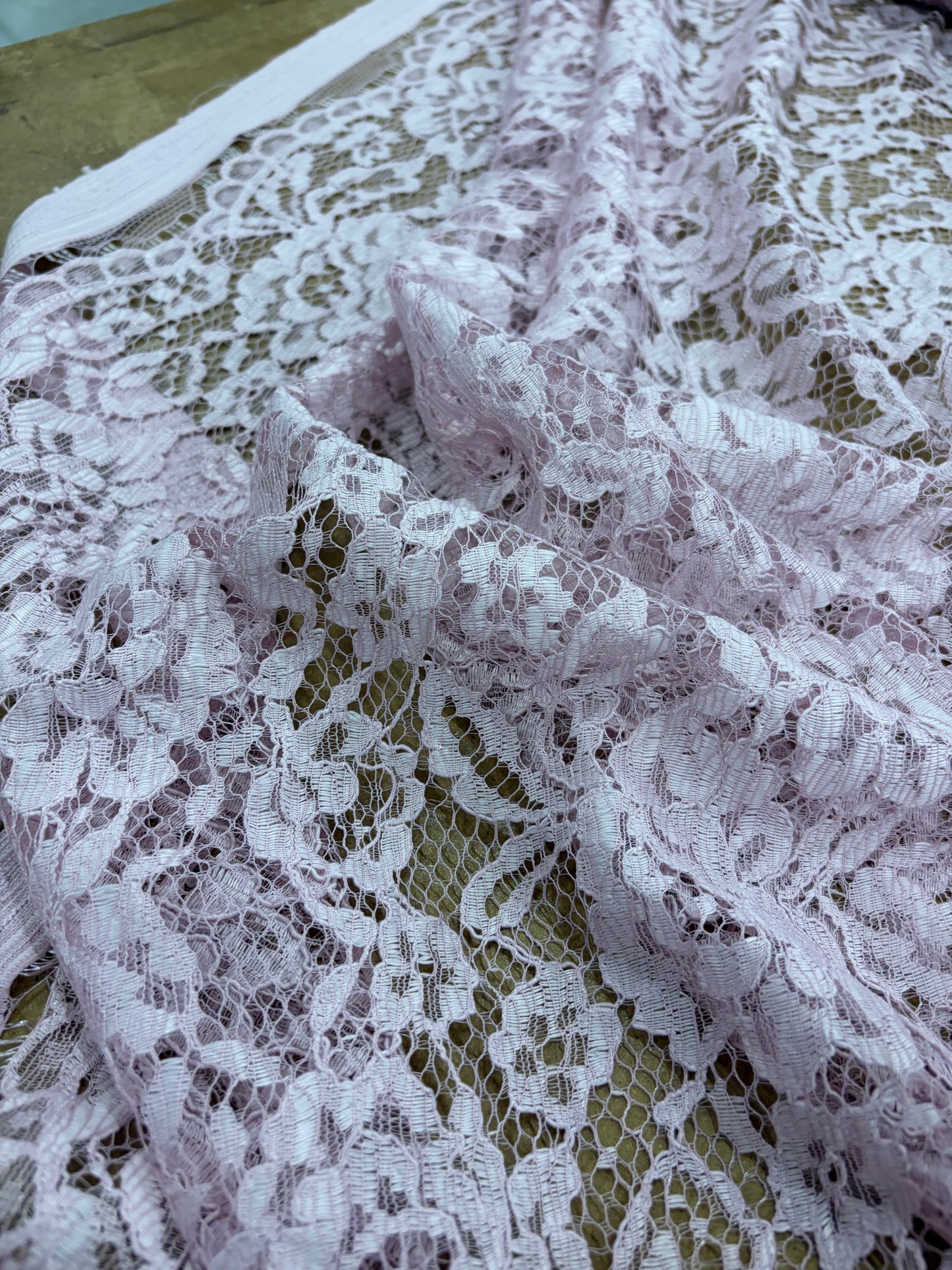 XENA 023 pink coloured woven lace "dentelle"