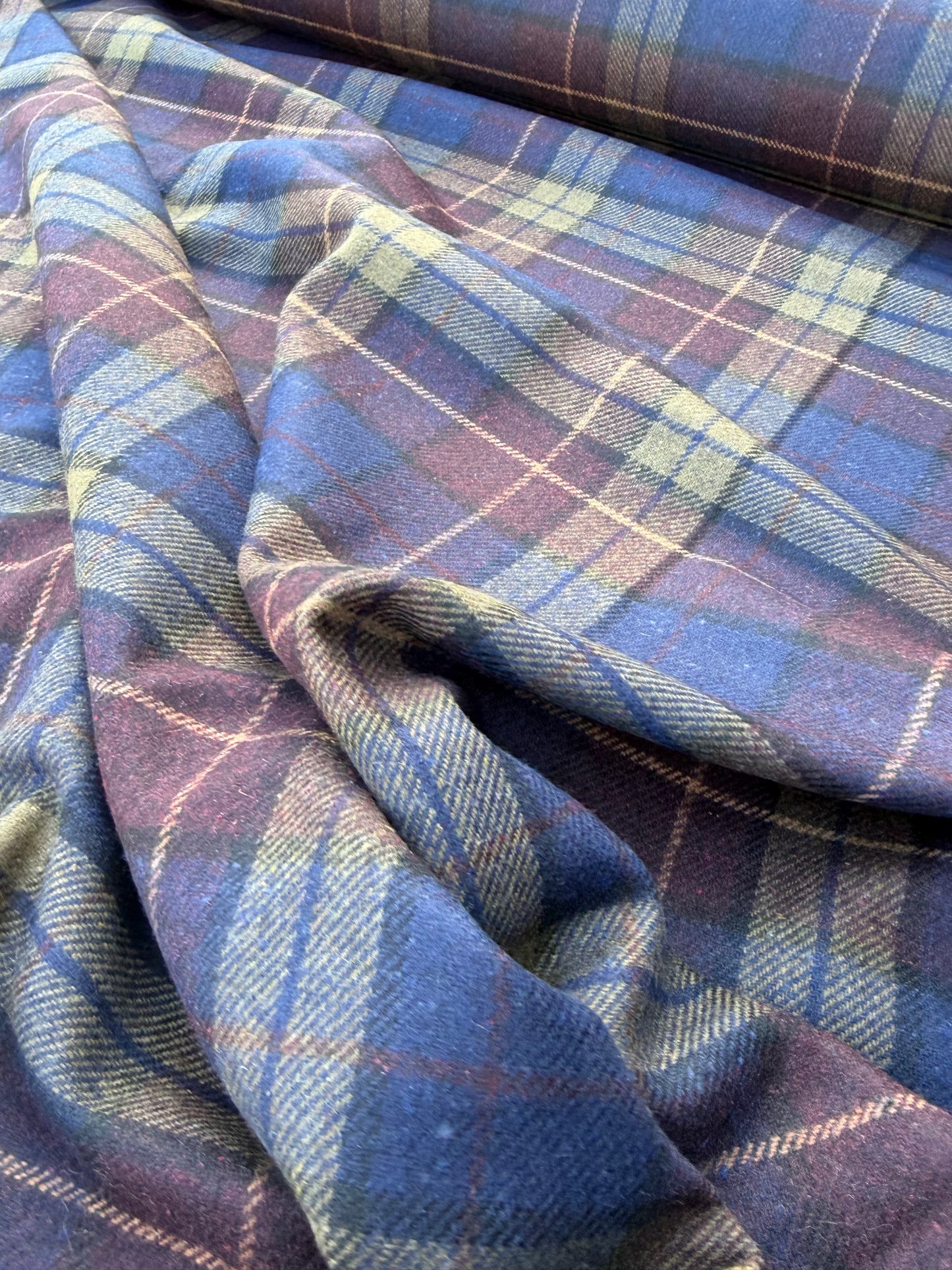 LAUREN 026 khaky/navy checkered wool flannel