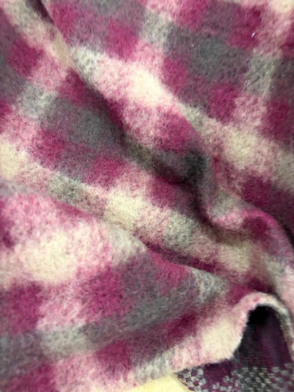 XENA 024 checkered boiled wool