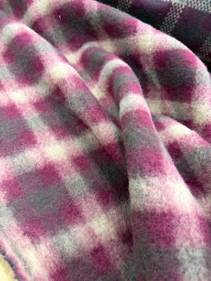 XENA 024 checkered boiled wool