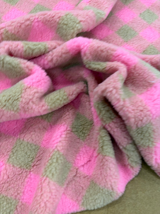 XENA 027 checkered fleece