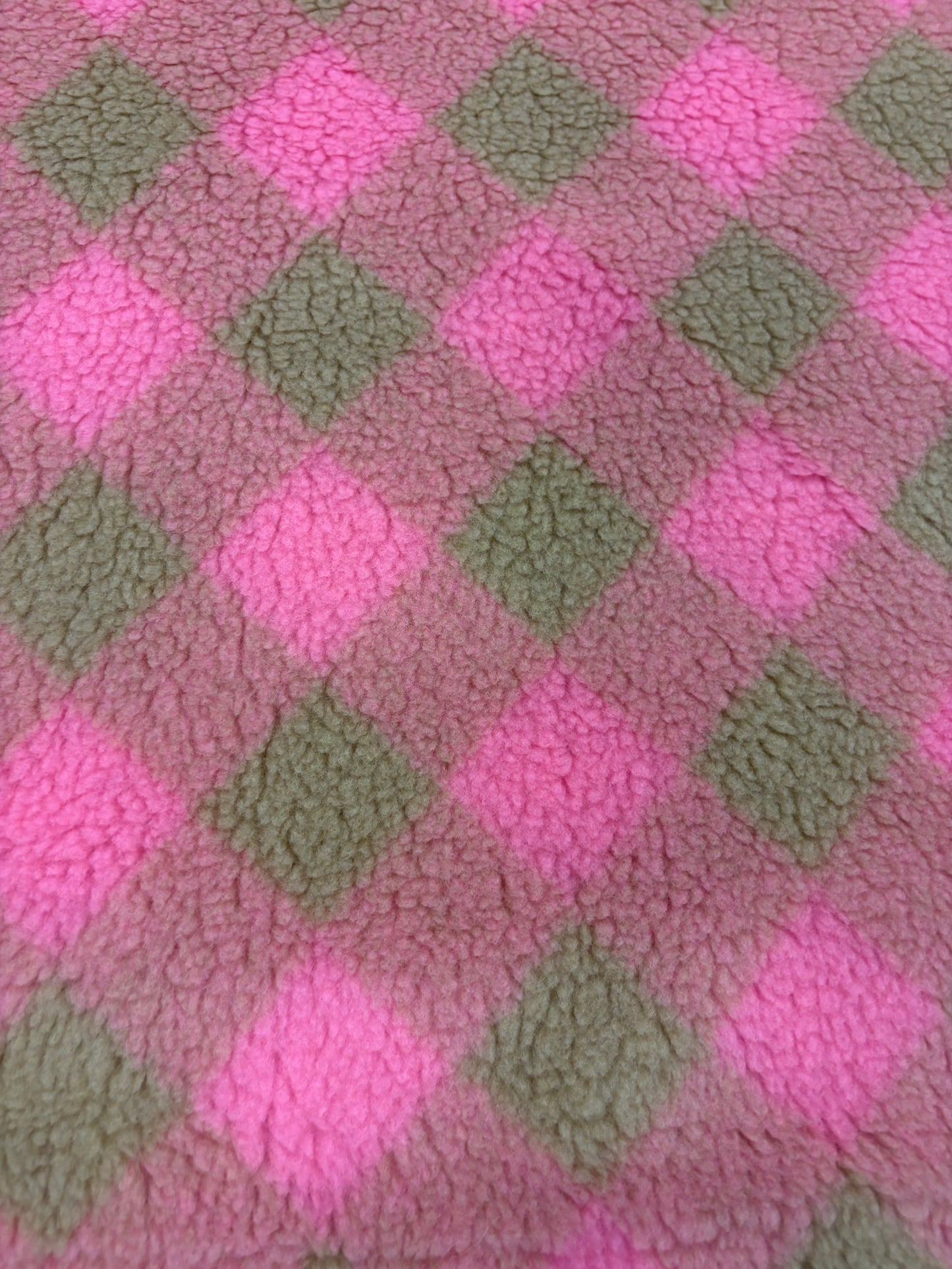XENA 027 checkered fleece