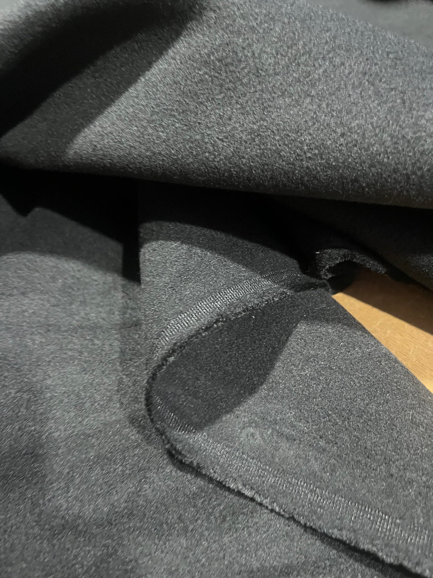 E01 heavy fleece black