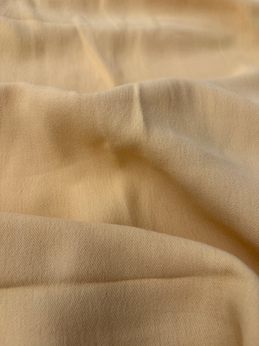 ERICA 036 gabardine poly/viscose corn