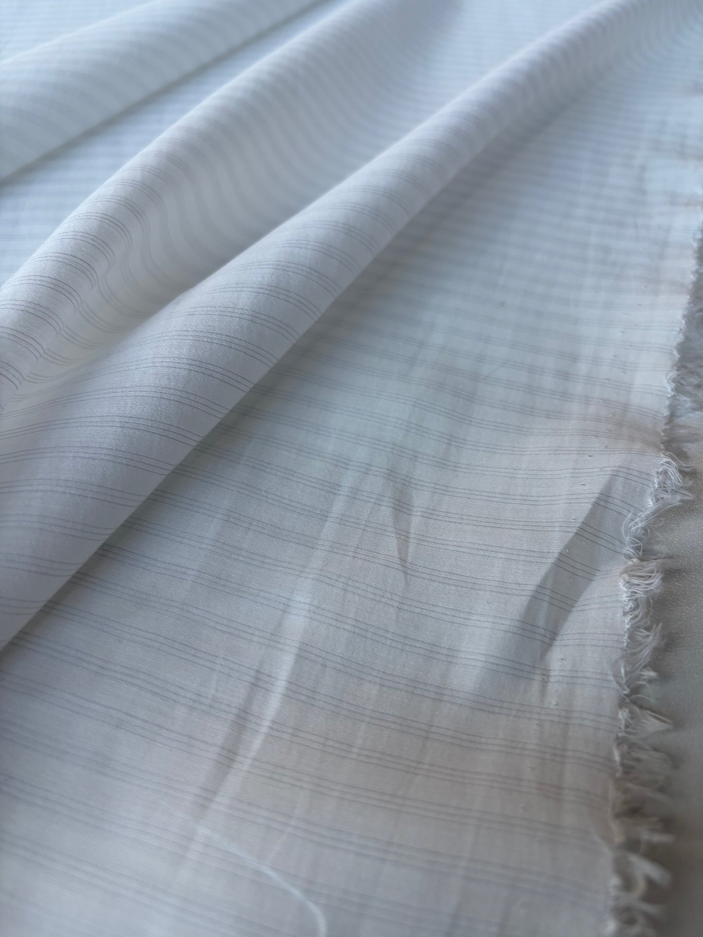MIA 006 white transparent viscose/silk stripes