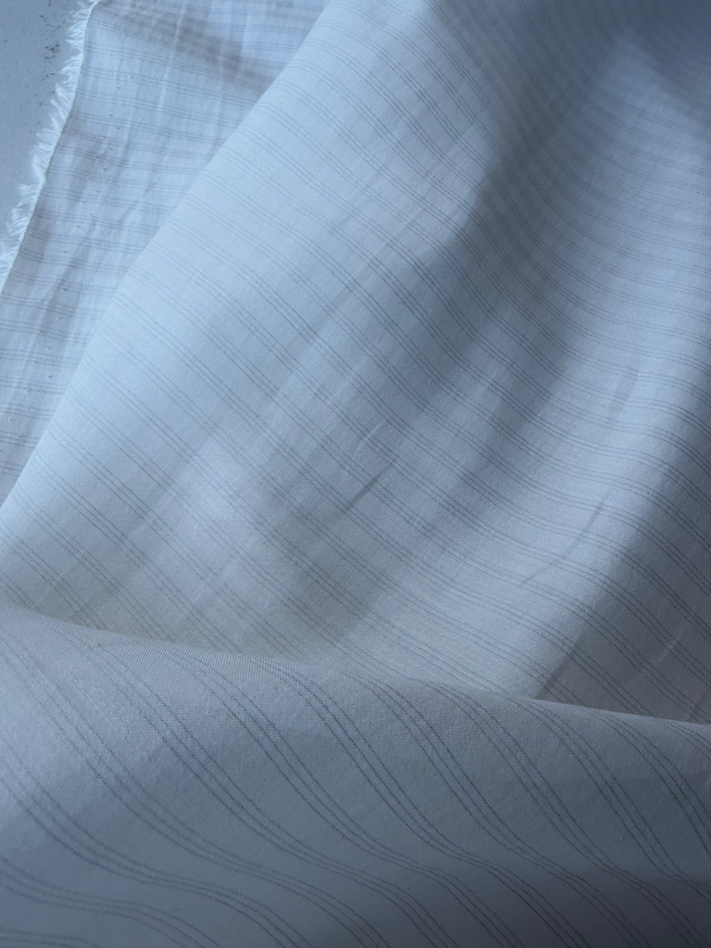 MIA 006 white transparent viscose/silk stripes
