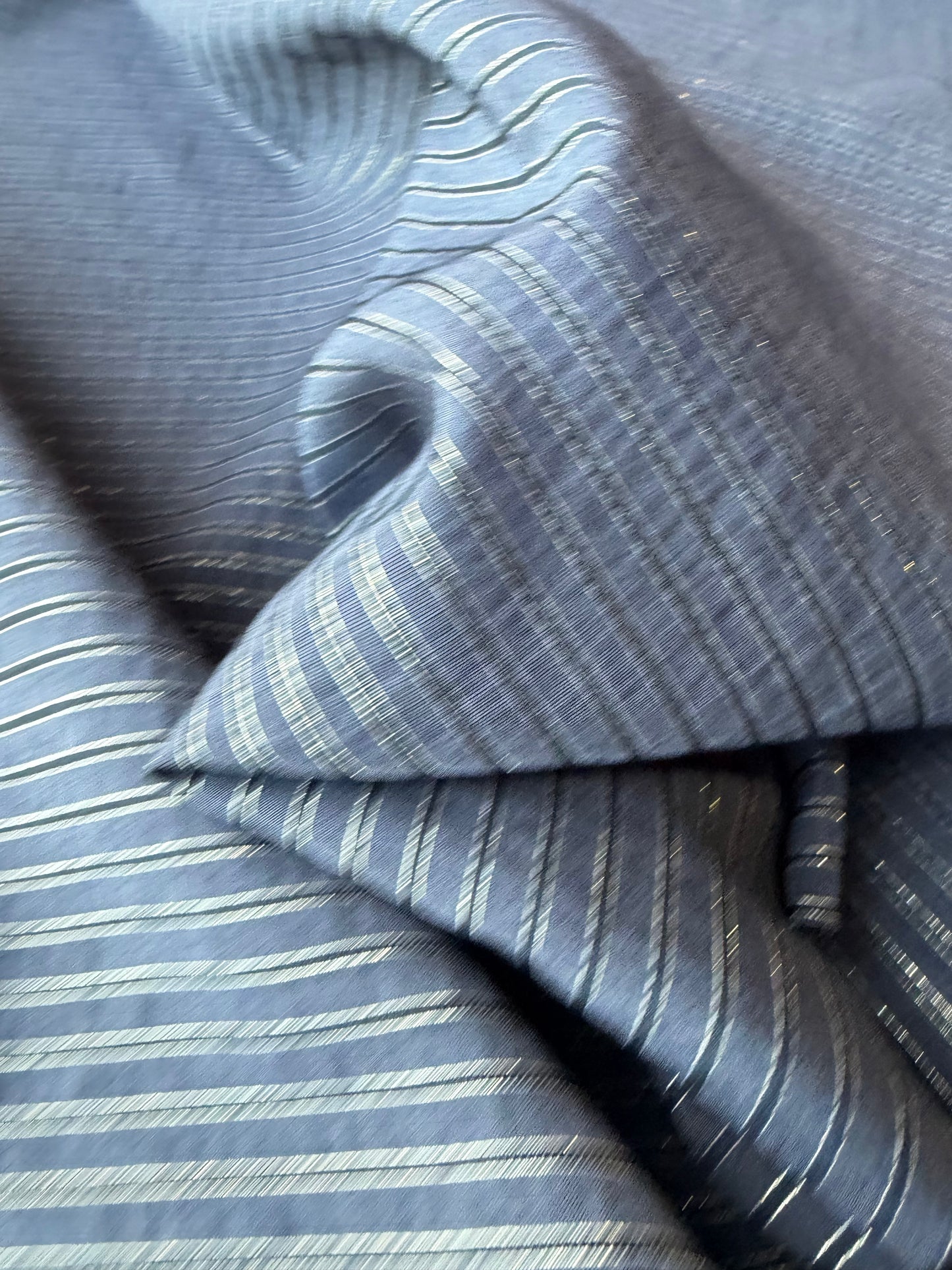 MIA 008 black/gold viscose/silk stripes