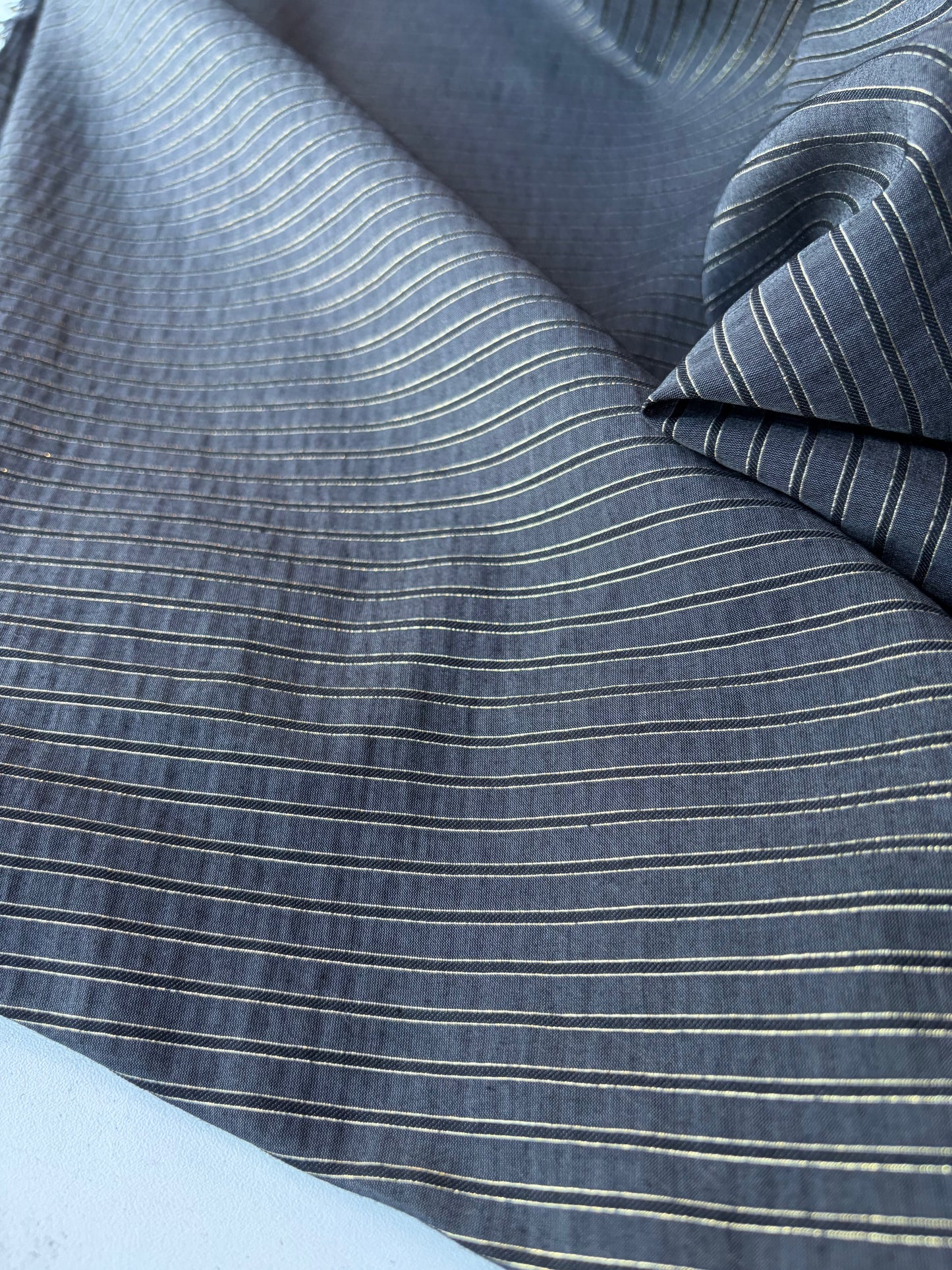 MIA 008 black/gold viscose/silk stripes