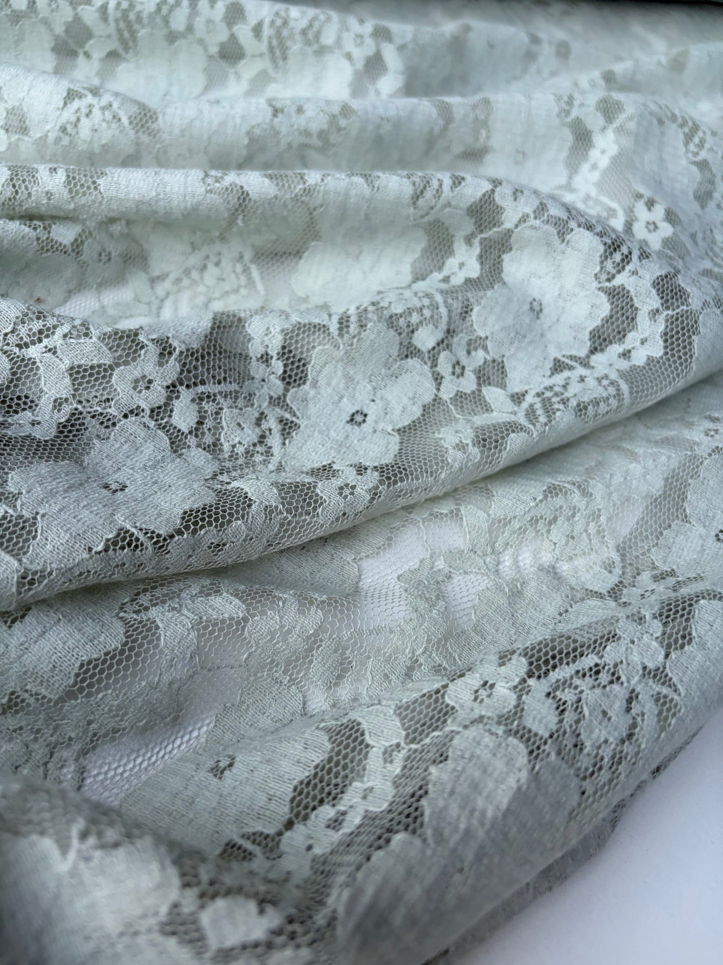 ERICA 039 cotton lace light sage green