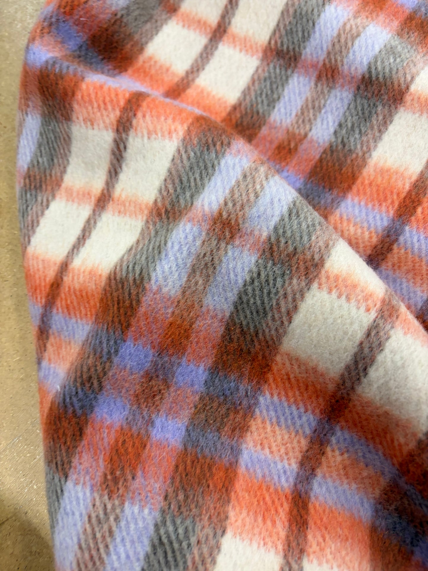 EDDY 007 checkered boiled wool