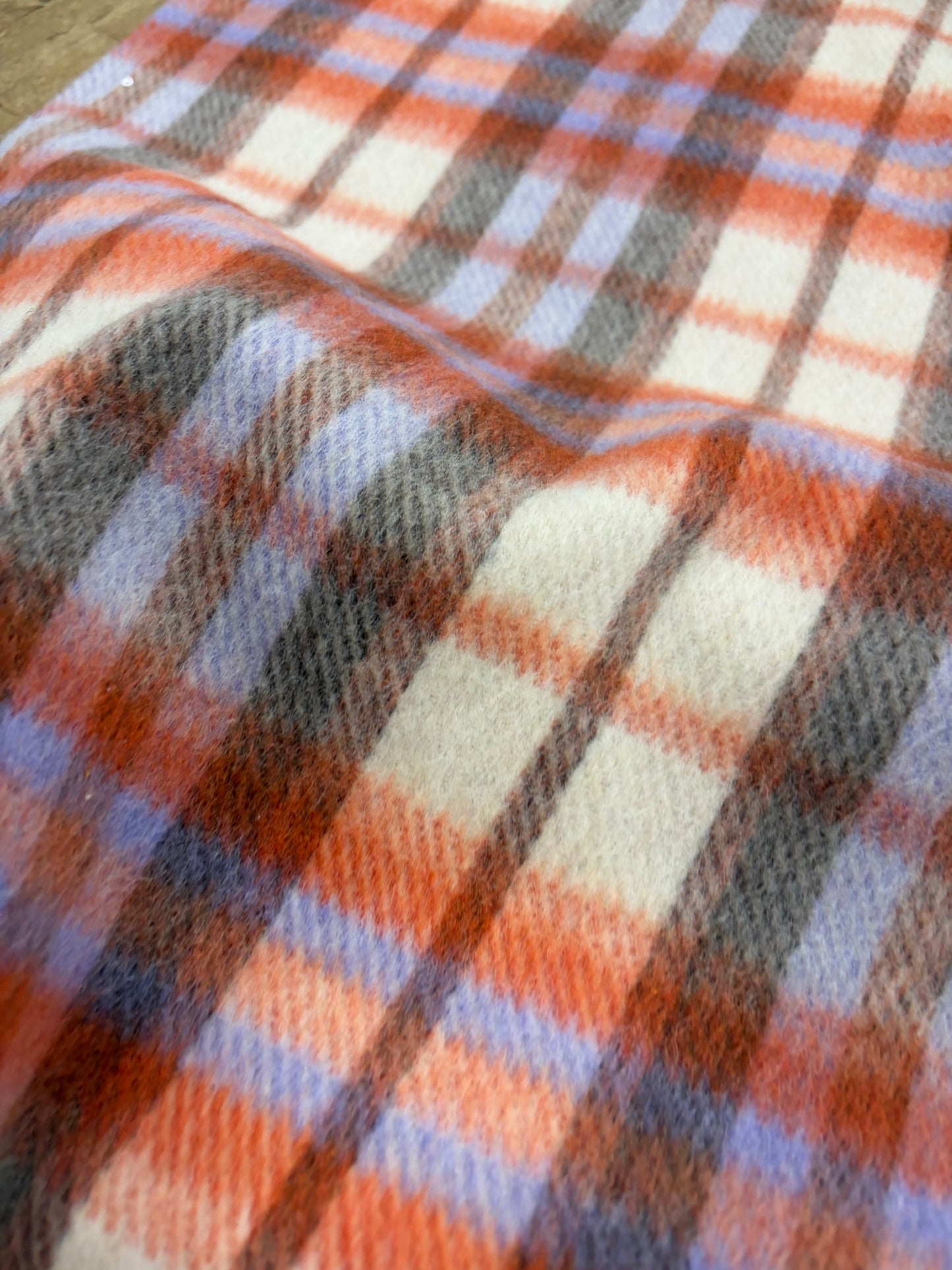 EDDY 007 checkered boiled wool
