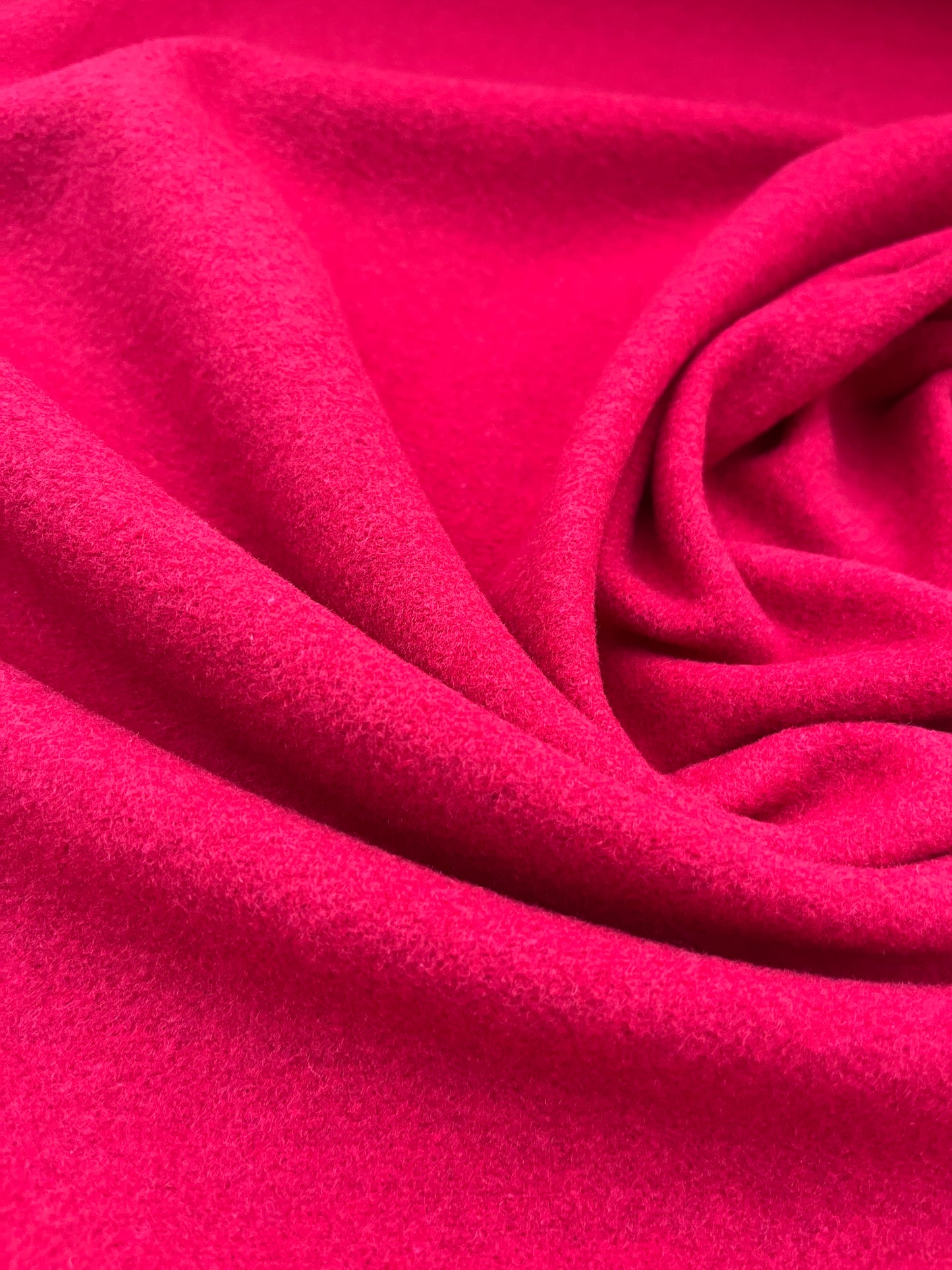 GINA 006 boiled wool red