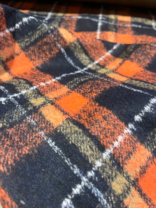 G00 Wool check orange black