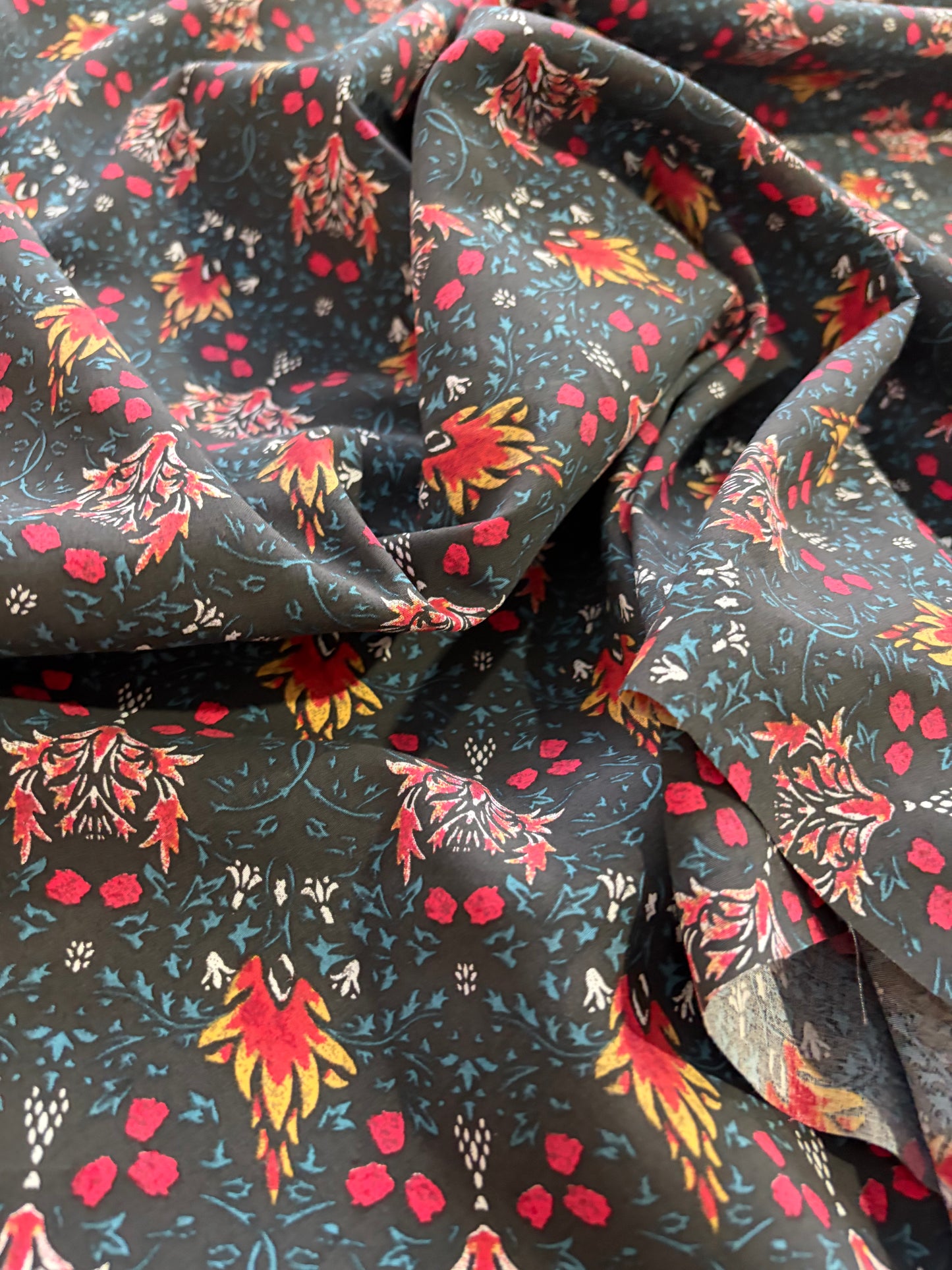 ERICA 047 cotton voile flowers black ground