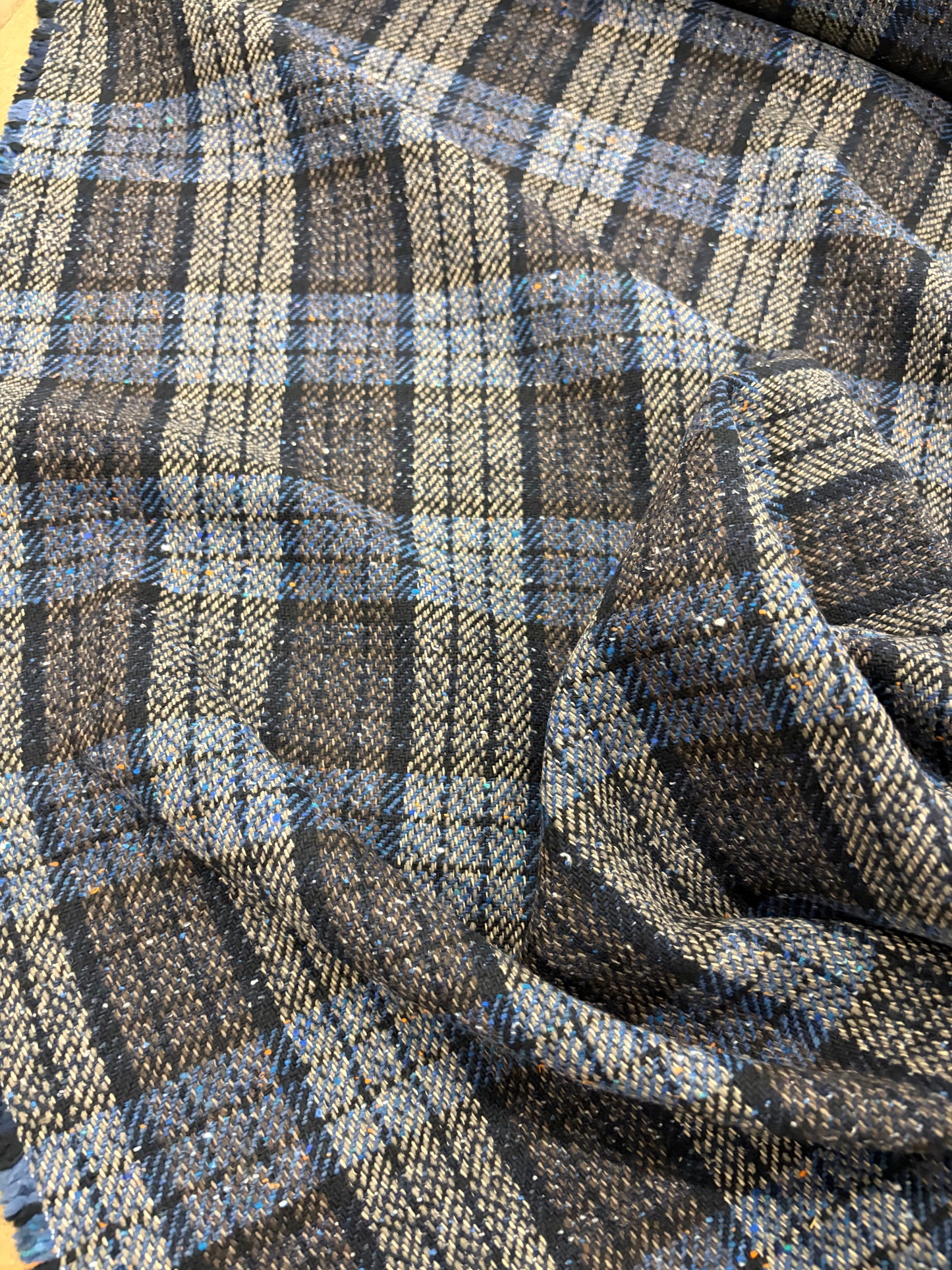 EDDY 014 checkered shetland wool tweed