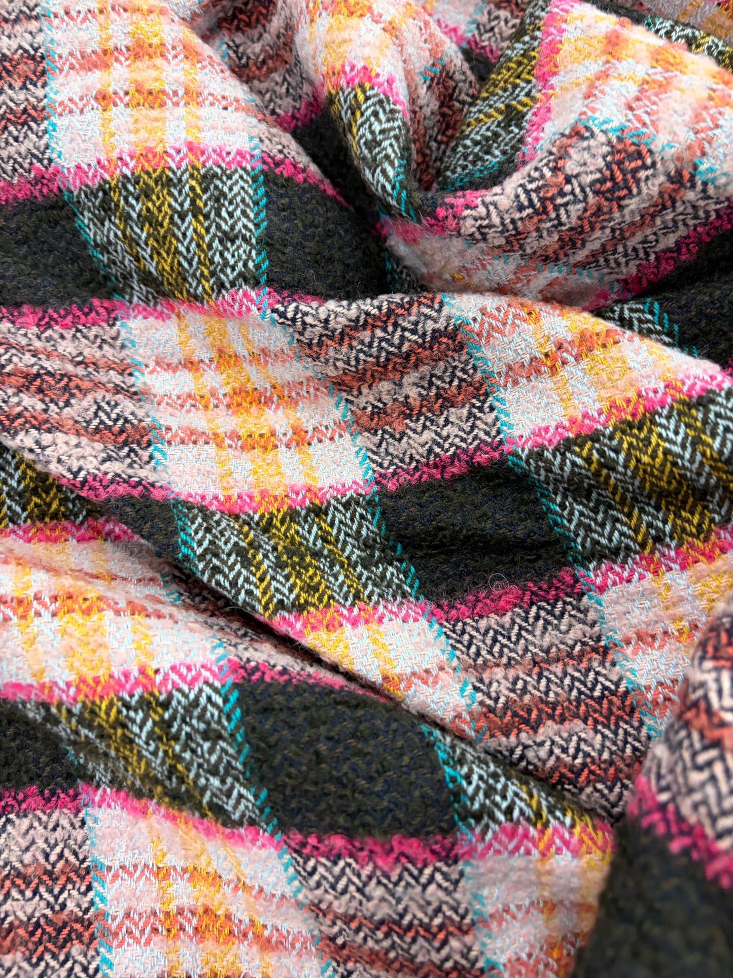 EDDY 015 checkered shetland wool tweed