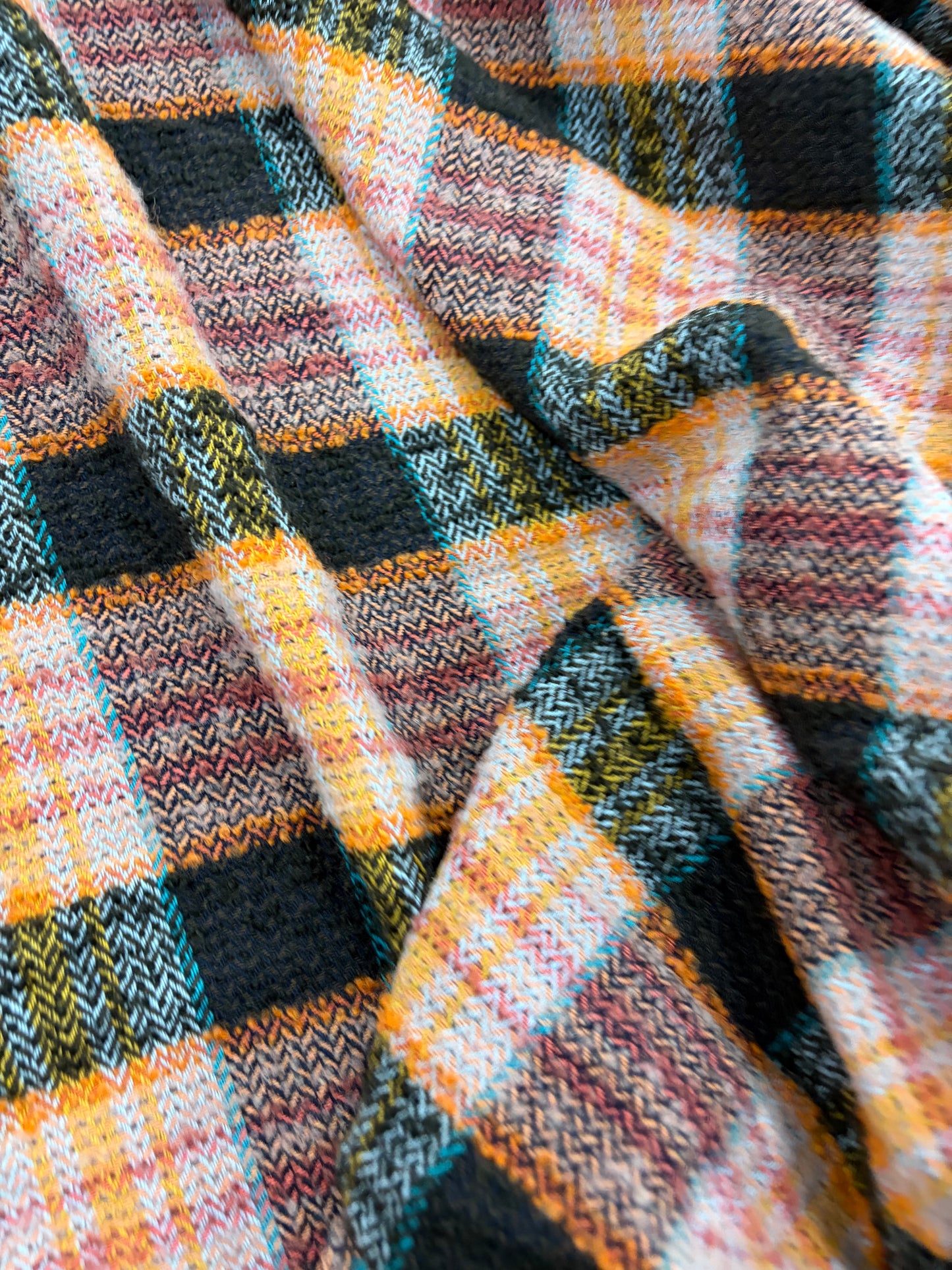 EDDY 016 checkered shetland wool tweed