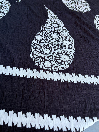 MIA 022 black/white double border viscose print