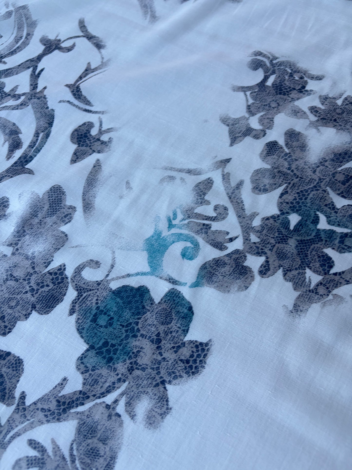 MIA 023 flowers/lace print cotton voile