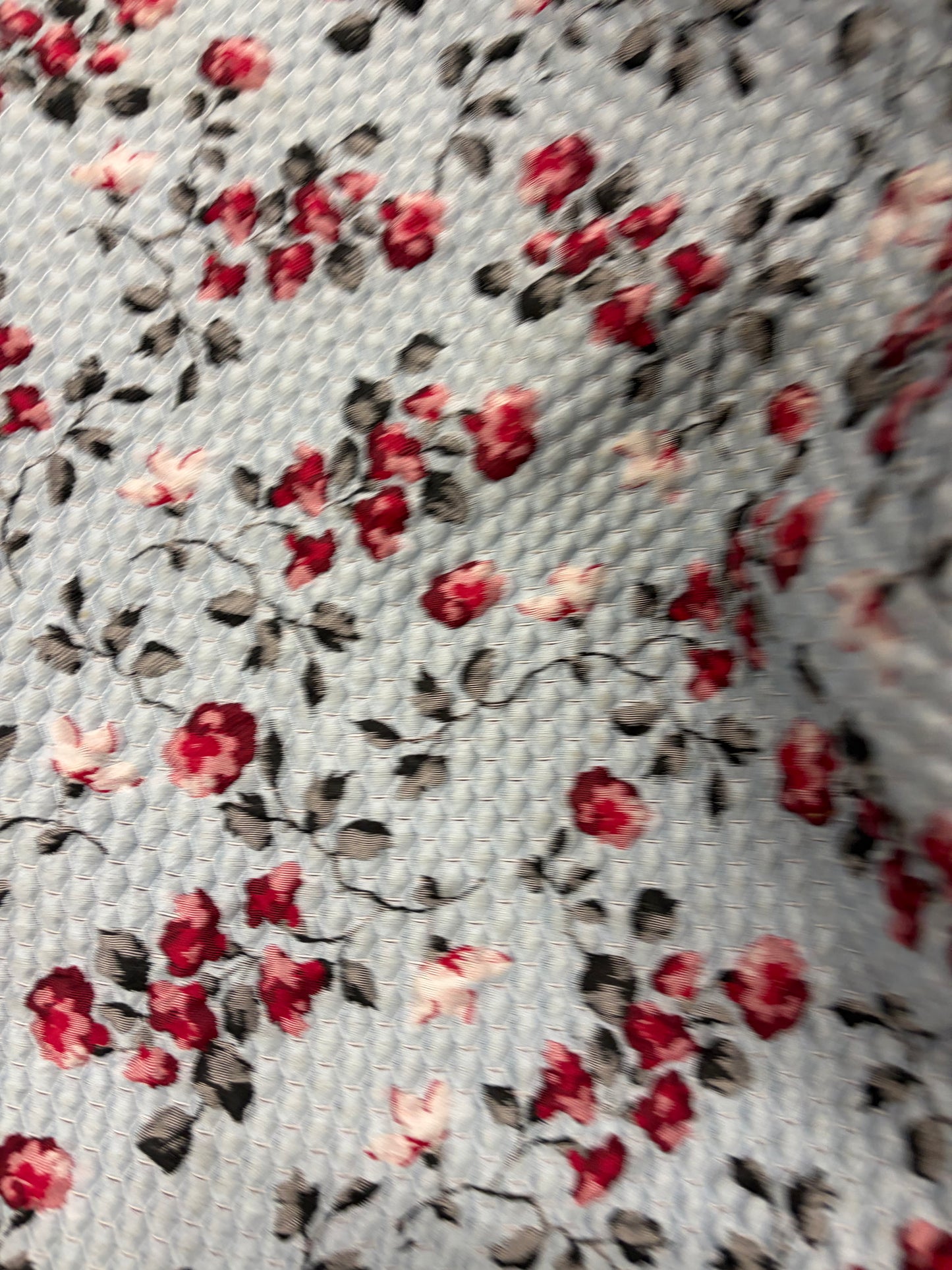 EDDY 020 shiny structured jacquard with flowers
