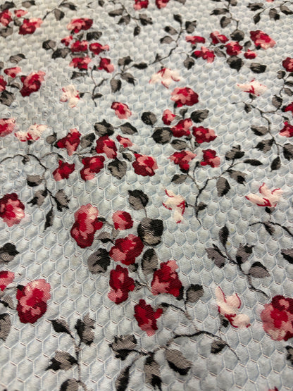 EDDY 020 shiny structured jacquard with flowers