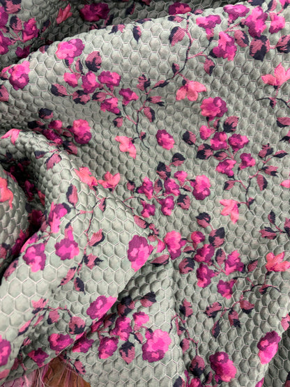 EDDY 021 shiny structured jacquard with flowers
