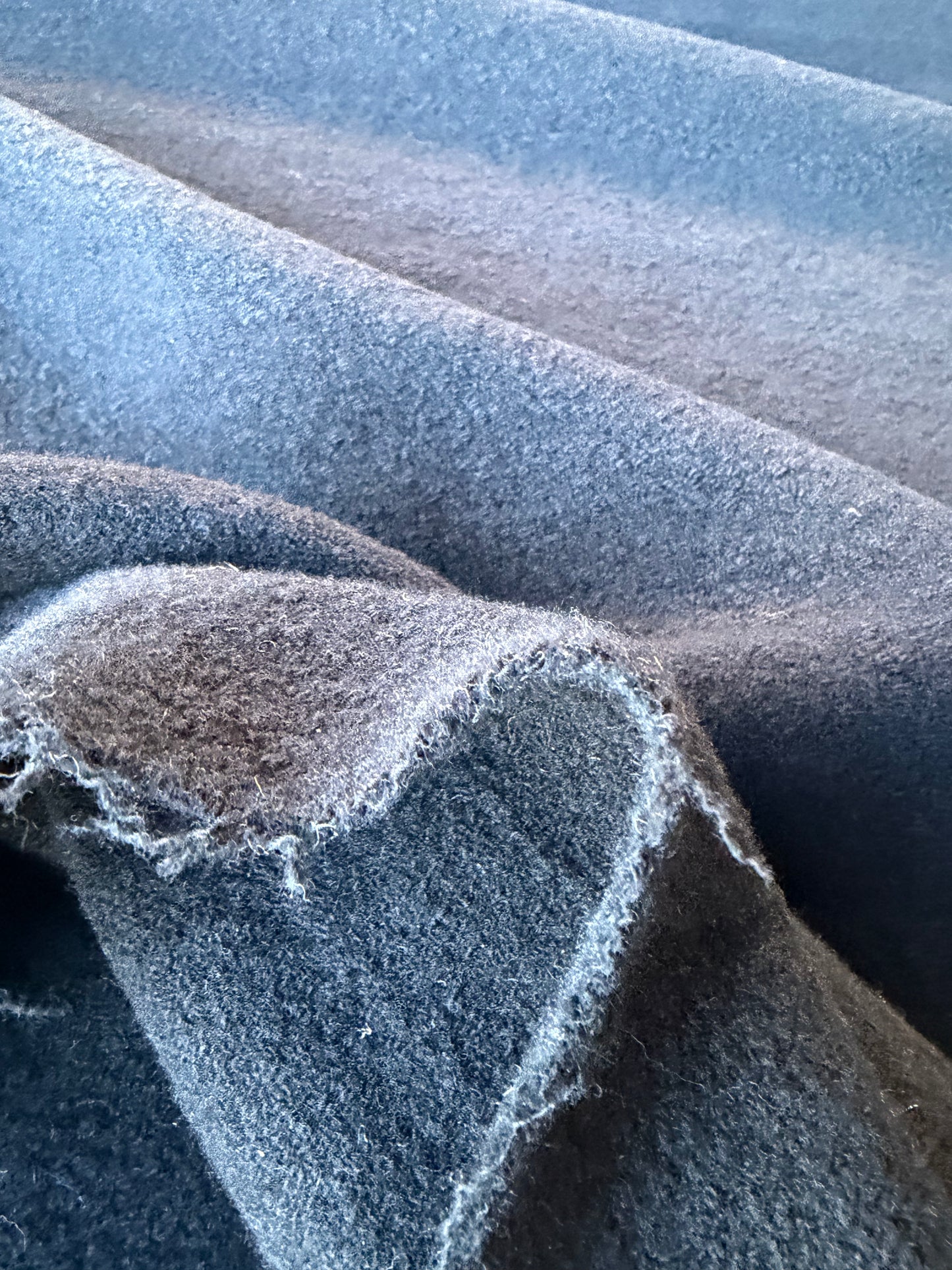 MIA 025 black heavy wool for coats