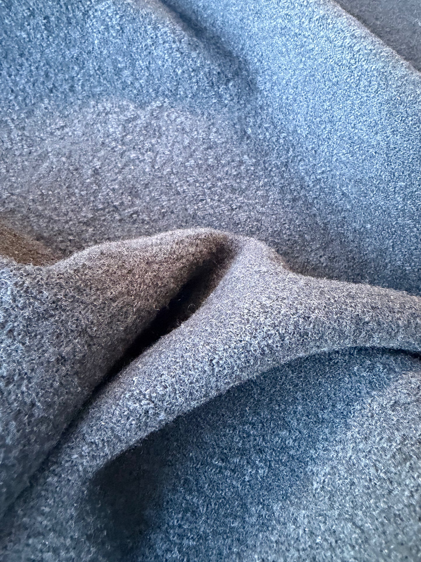 MIA 025 black heavy wool for coats