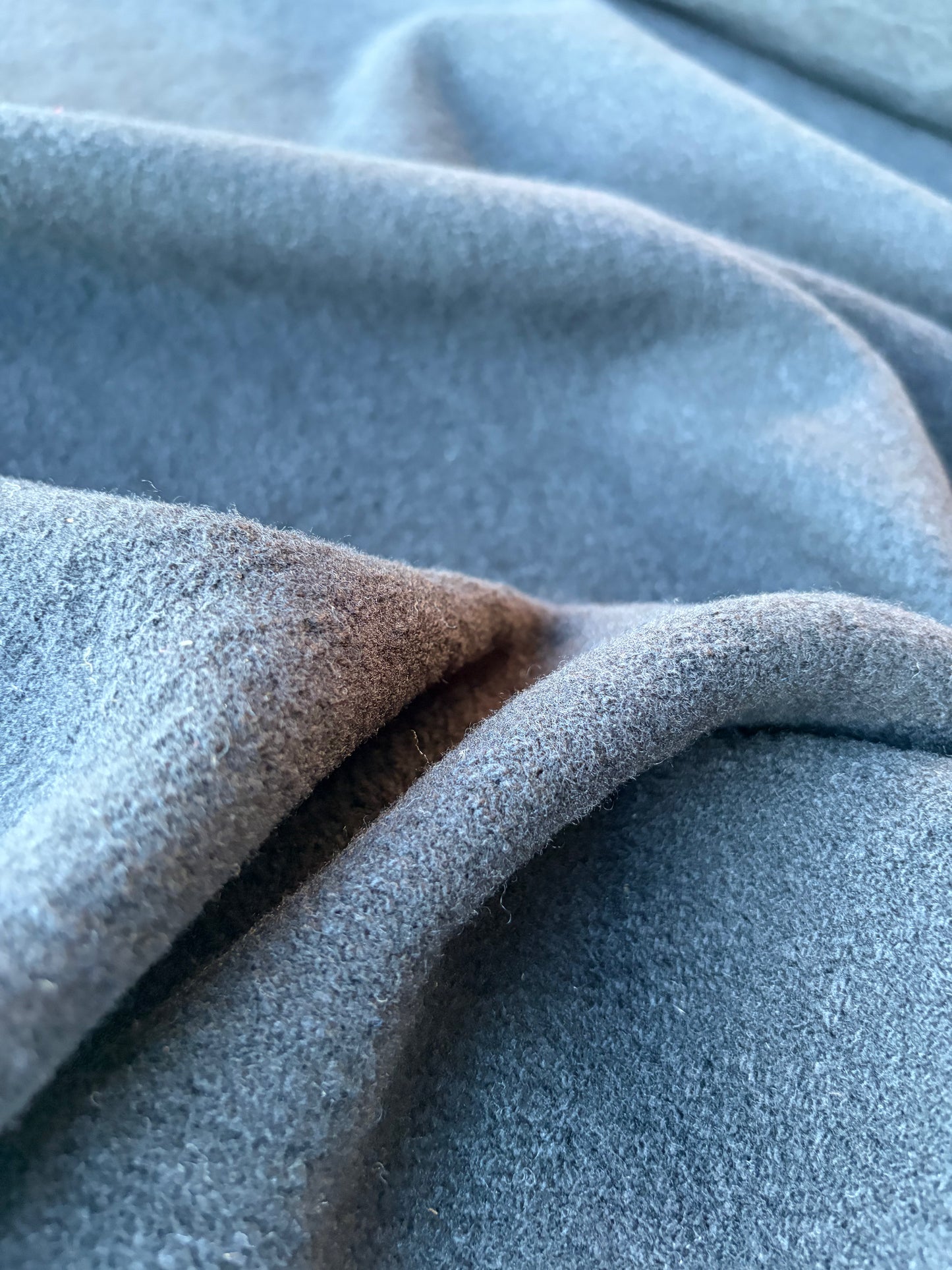 MIA 025 black heavy wool for coats