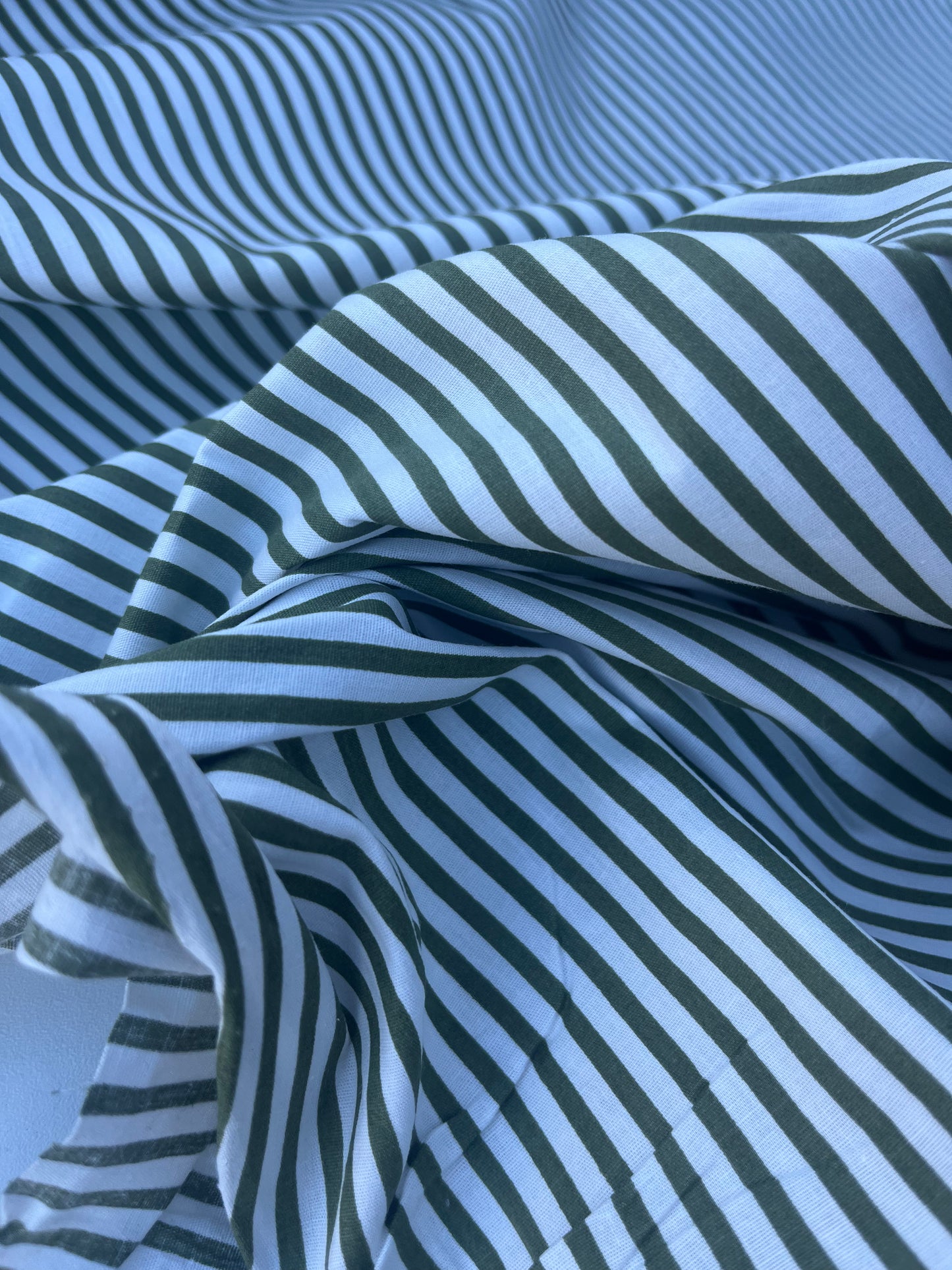 LC STRIPE SOCIETY 001 poplin stretch 4mm khaky stripe