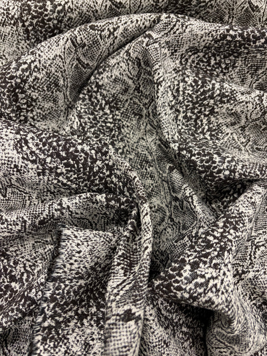 EDDY 024 shiny snake stretch jacquard