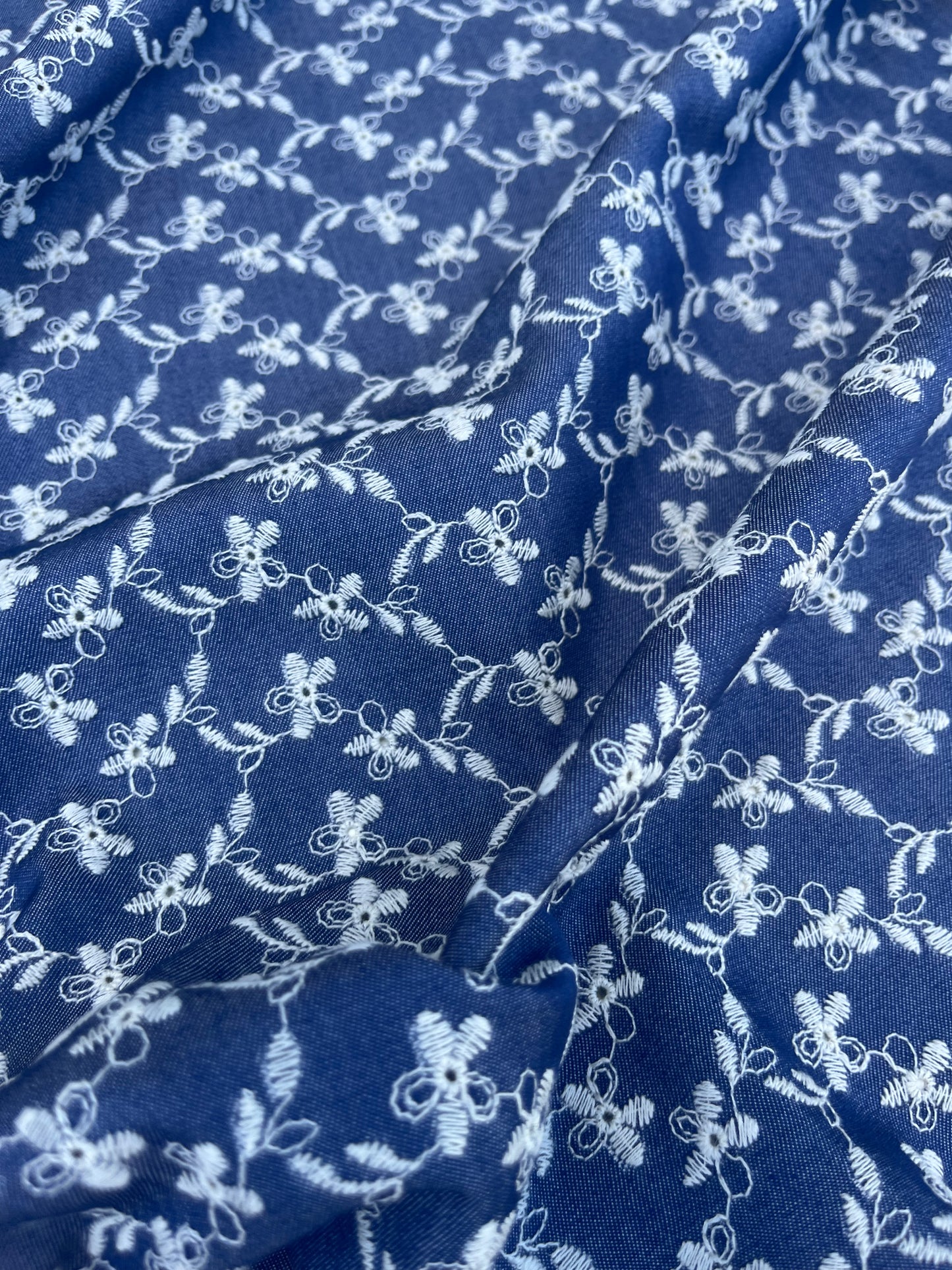 TERESA 004 Jeans with embroidery dis 63