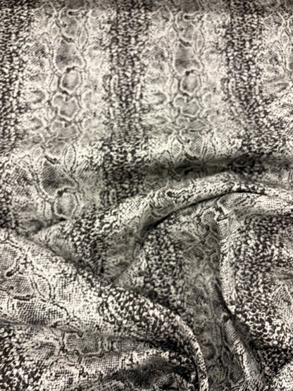 EDDY 024 shiny snake stretch jacquard