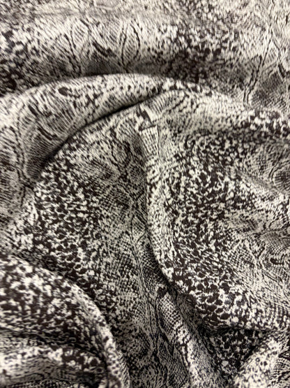 EDDY 024 shiny snake stretch jacquard