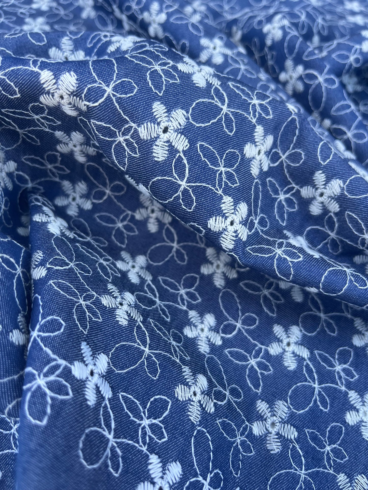 TERESA 005 Jeans with embroidery dis 62