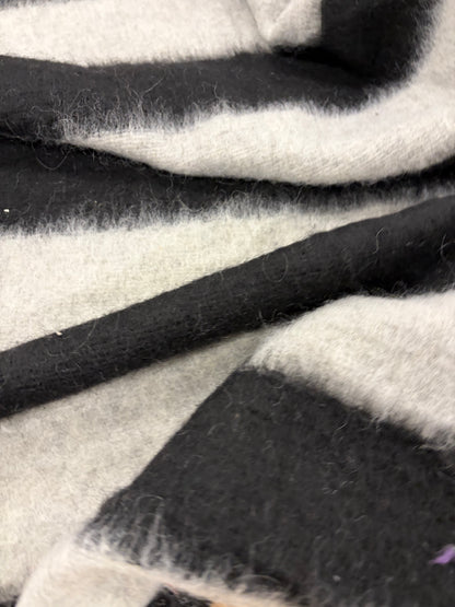 EDDY 026 knitted wool with horizontal stripes