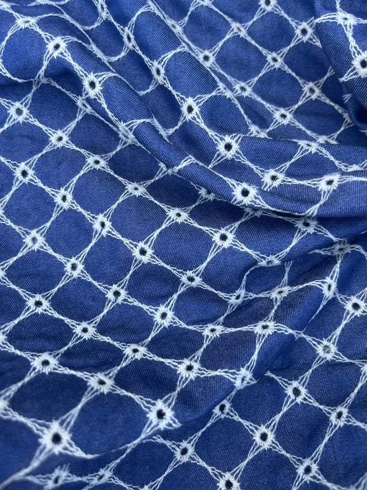 TERESA 007 Jeans with embroidery dis 60