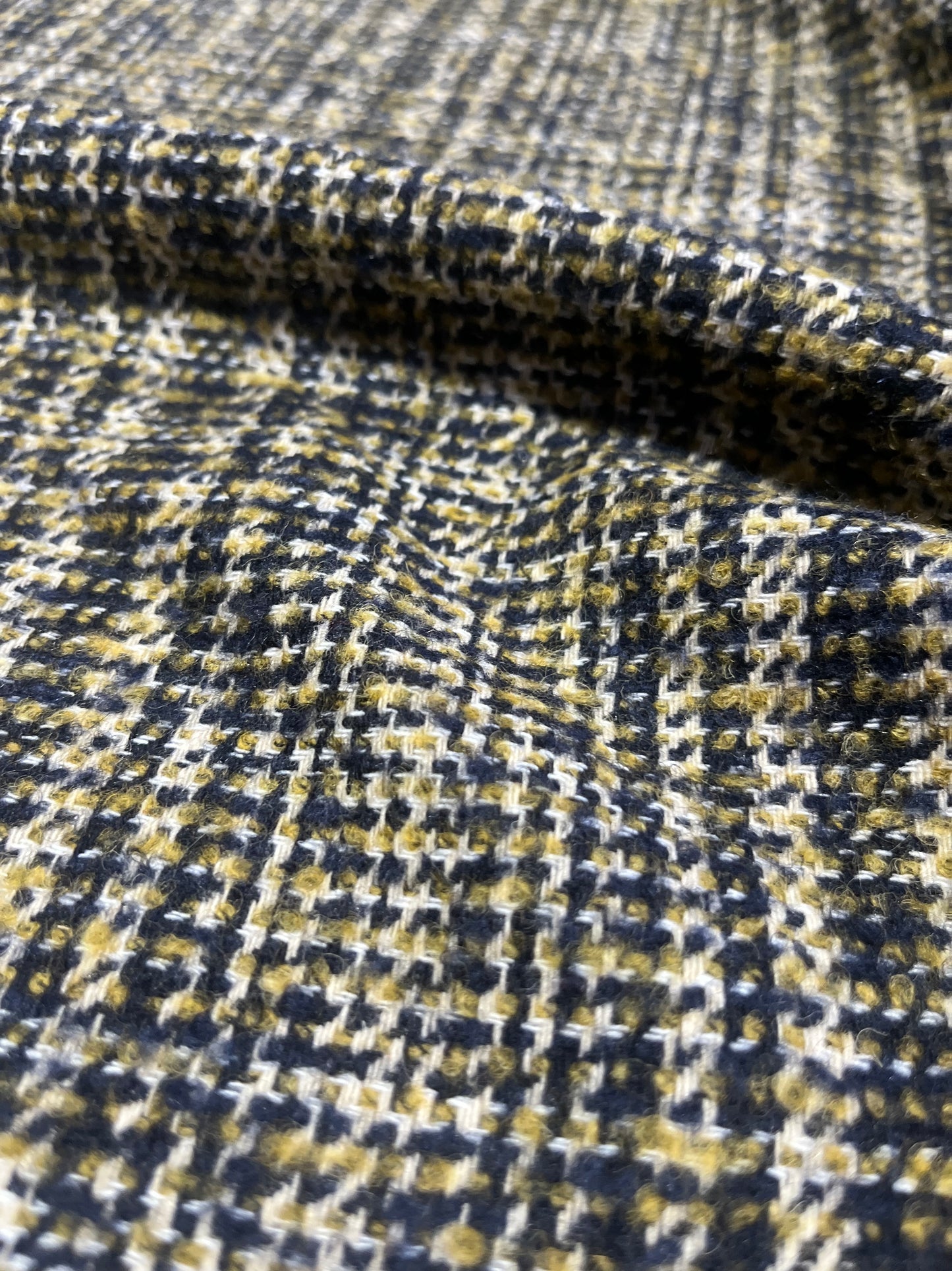 G00 Wooly 935 tweed check navy/curry