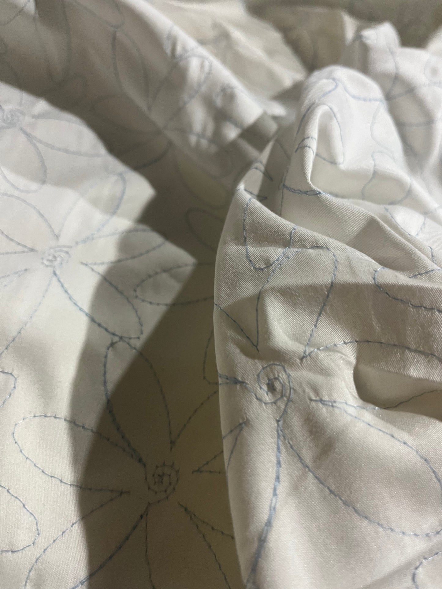 SHAFTY 003 white denim with embroidery