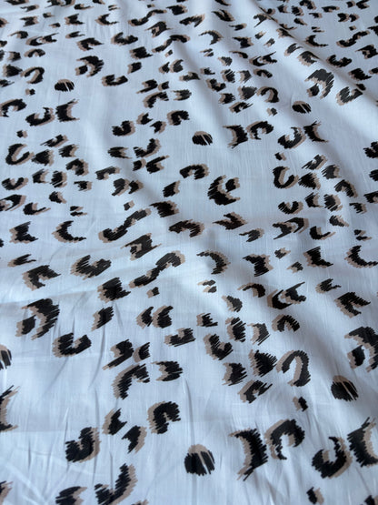 MIA 034 artificial animalier print cotton voile