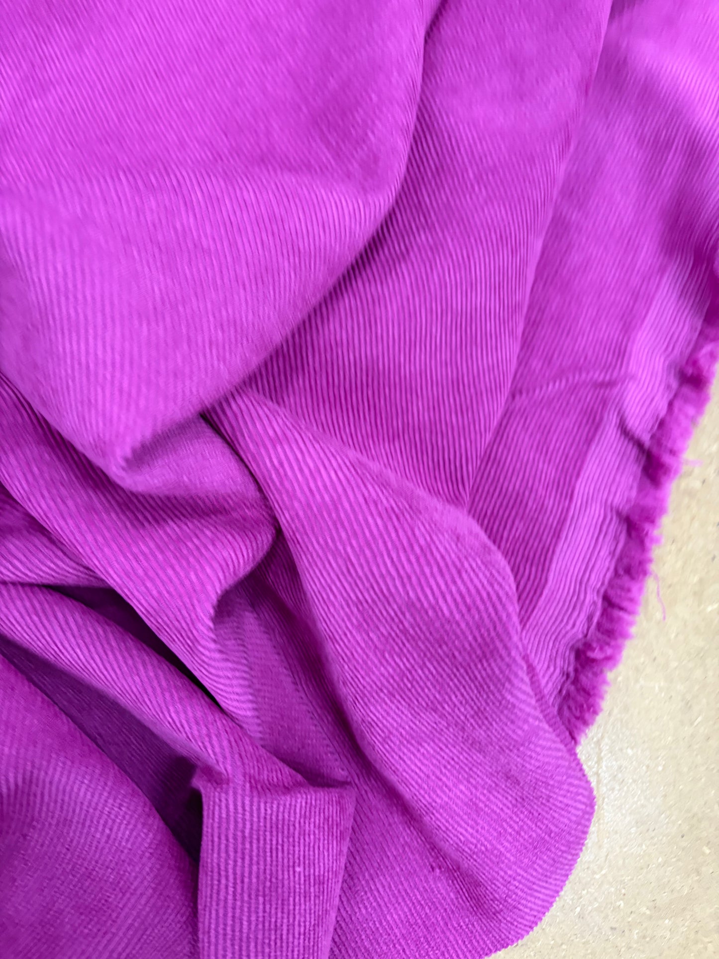 KELLY 008 fuchsia corduroy stretch