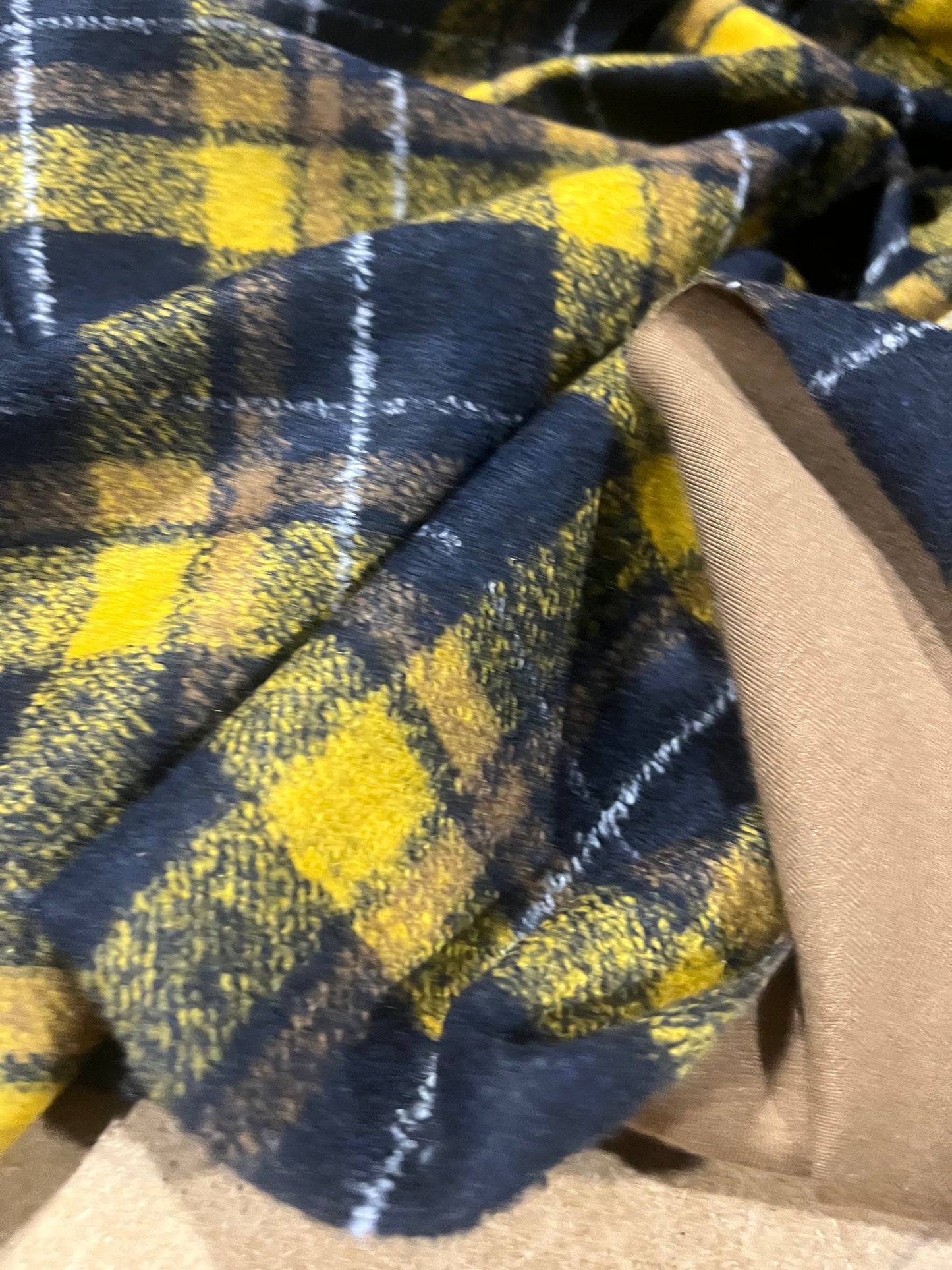 G00 Wool check navy/yellow